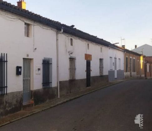 Foto 2 de Casa en venda a Moríñigo de 3 habitacions i 200 m²