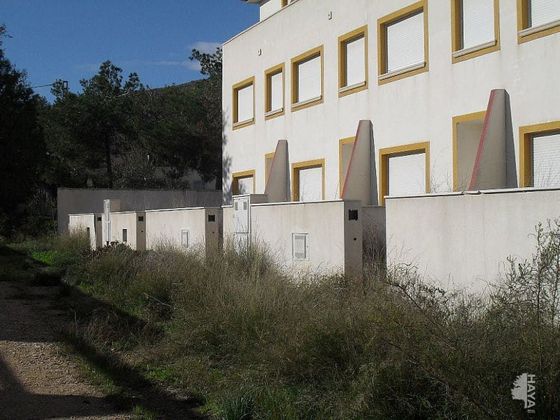 Foto 2 de Casa en venda a Villena de 3 habitacions amb terrassa
