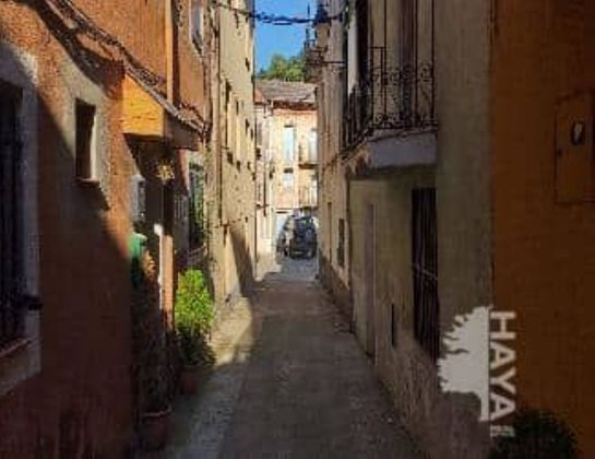 Foto 1 de Piso en venta en Sant Pau de Seguries de 3 habitaciones con terraza y aire acondicionado