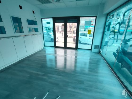 Foto 2 de Oficina en venda a Centre - Cornellà de Llobregat amb ascensor