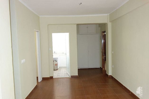 Foto 2 de Venta de piso en Marchena de 3 habitaciones y 65 m²