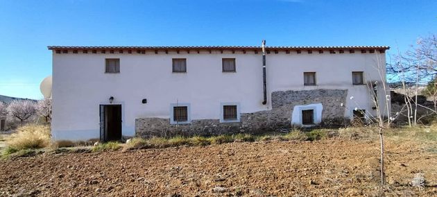 Foto 2 de Casa en venda a Vélez-Rubio de 3 habitacions amb jardí