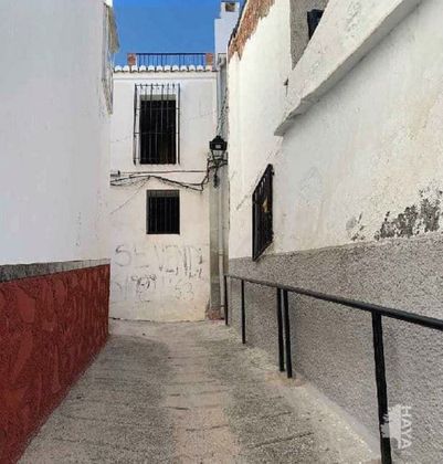 Foto 1 de Casa en venda a Vélez de Benaudalla de 2 habitacions amb jardí