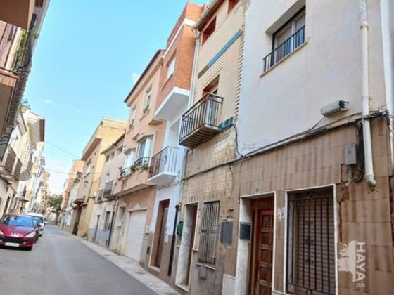 Foto 2 de Piso en venta en Villar del Arzobispo de 3 habitaciones con jardín