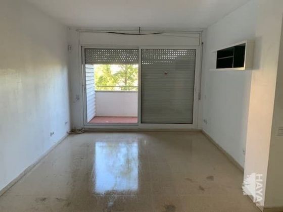 Foto 2 de Piso en venta en Creu de Barberà de 3 habitaciones con garaje y ascensor