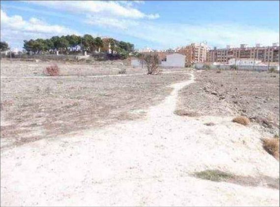 Foto 1 de Venta de terreno en Villajoyosa ciudad de 3529 m²