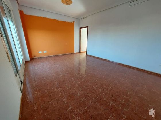 Foto 1 de Venta de piso en Pozoblanco de 2 habitaciones con garaje y ascensor