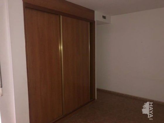 Foto 2 de Pis en venda a Casco Urbano de 2 habitacions amb terrassa i ascensor
