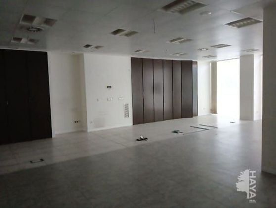 Foto 2 de Oficina en lloguer a Cascajos - Piqueras de 367 m²