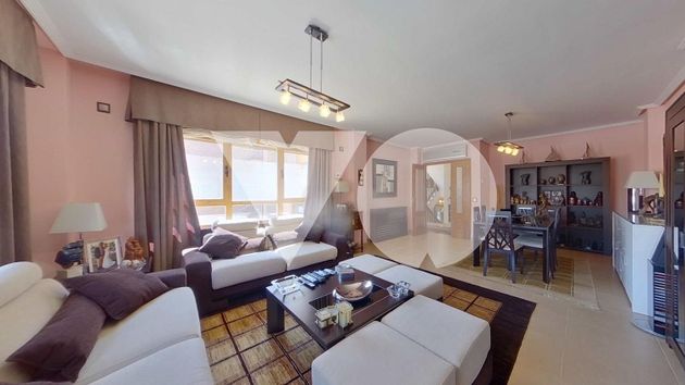 Foto 2 de Casa en venda a Urb. Belvalle de 4 habitacions amb terrassa i piscina