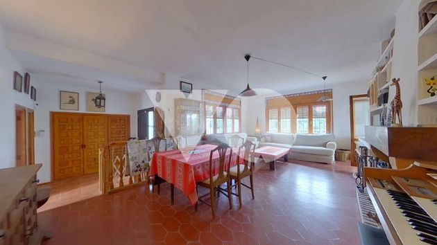 Foto 2 de Xalet en venda a Pedrezuela de 4 habitacions amb terrassa i piscina
