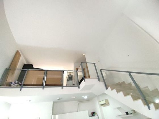 Foto 2 de Dúplex en venda a Rejas de 1 habitació amb terrassa i garatge