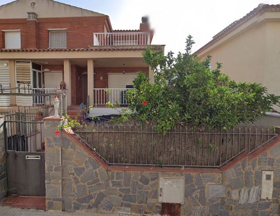 Foto 1 de Casa en venta en Ardiaca - La Llosa de 5 habitaciones con terraza