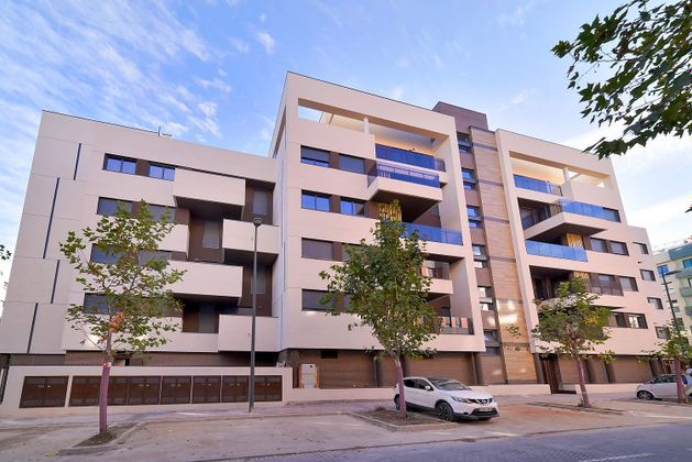 Foto 1 de Àtic en venda a calle Viaje del Parnaso de 3 habitacions amb terrassa i piscina