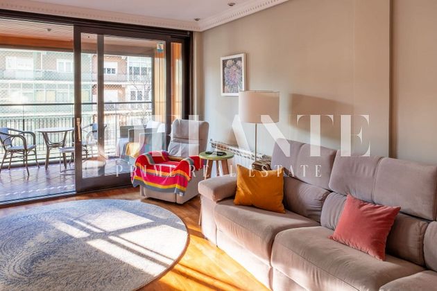 Foto 2 de Pis en venda a Nuevos Ministerios - Ríos Rosas de 5 habitacions amb terrassa i garatge