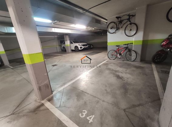 Foto 2 de Garatge en lloguer a calle Del Teniente Coronel Noreña de 10 m²