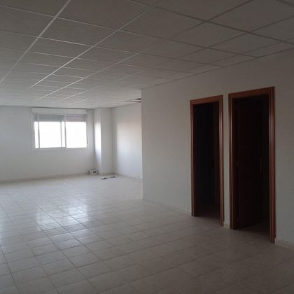 Foto 2 de Oficina en venda a El Puerto amb aire acondicionat i calefacció