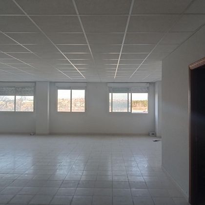 Foto 1 de Oficina en venda a El Puerto de 435 m²