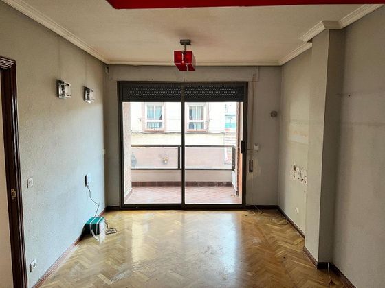 Foto 2 de Piso en venta en Moscardó de 2 habitaciones con terraza