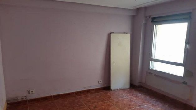 Foto 2 de Pis en venda a Huerta del Rey de 3 habitacions i 83 m²