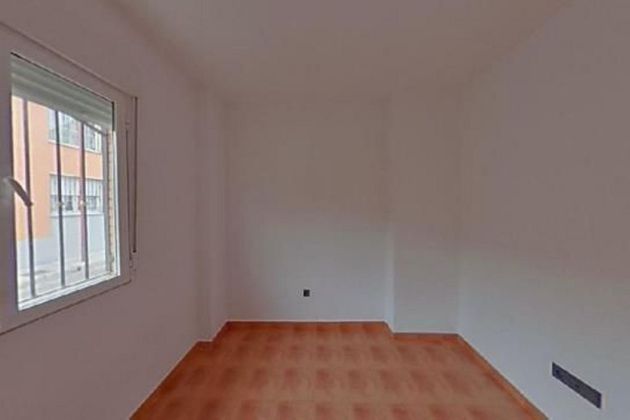 Foto 2 de Venta de piso en Cuevas - Ilustración de 1 habitación y 51 m²