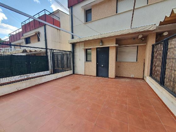 Foto 1 de Venta de casa en Náquera de 4 habitaciones con terraza y piscina