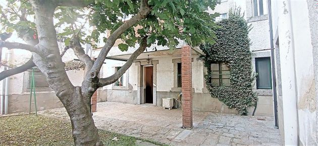 Foto 1 de Pis en venda a calle Andres de Almaguer de 3 habitacions amb jardí