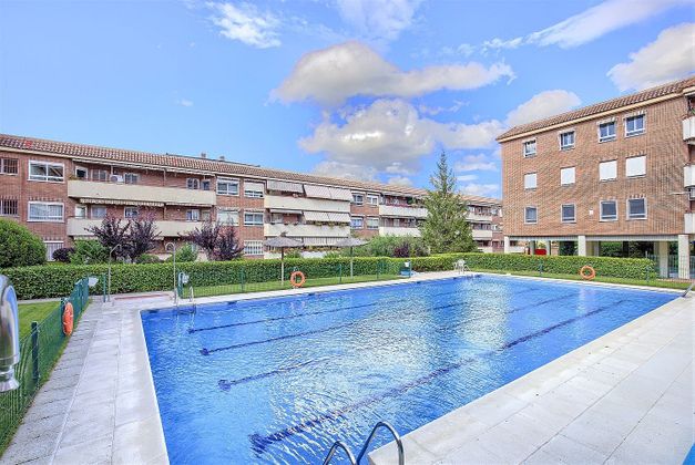 Foto 1 de Pis en venda a Casa Amarilla de 3 habitacions amb terrassa i piscina