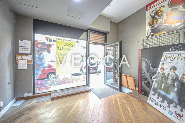 Foto 1 de Local en venta en Goya de 105 m²