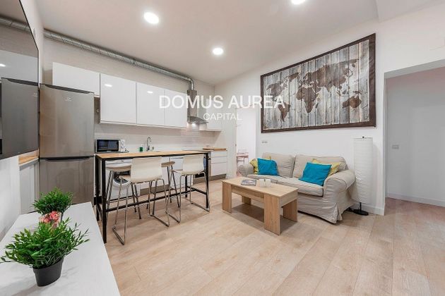 Foto 2 de Pis en lloguer a Cuatro Caminos de 4 habitacions amb terrassa i mobles