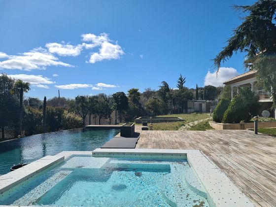 Foto 1 de Xalet en venda a La Pizarra de 7 habitacions amb terrassa i piscina
