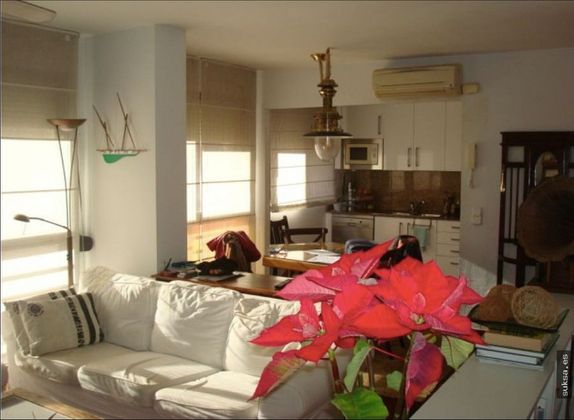 Foto 2 de Dúplex en venda a Arxiduc - Bons Aires de 2 habitacions amb terrassa i aire acondicionat