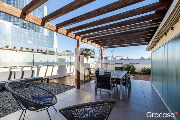 Foto 2 de Venta de piso en La Barceloneta de 3 habitaciones con terraza y garaje
