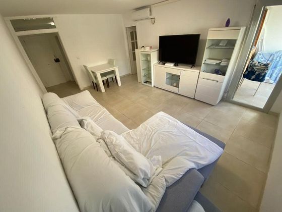 Foto 1 de Piso en venta en Badia del Vallès de 3 habitaciones con balcón y aire acondicionado