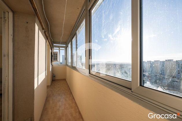 Foto 2 de Pis en venda a Sant Llorenç de 3 habitacions amb balcó i aire acondicionat
