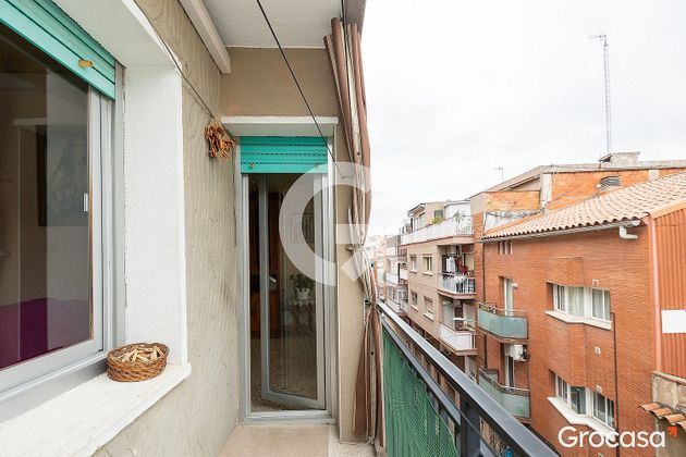 Foto 2 de Pis en venda a Gavarra de 4 habitacions amb balcó i aire acondicionat