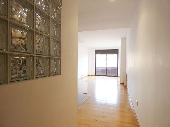 Foto 2 de Pis en venda a Cervelló de 2 habitacions amb balcó i aire acondicionat