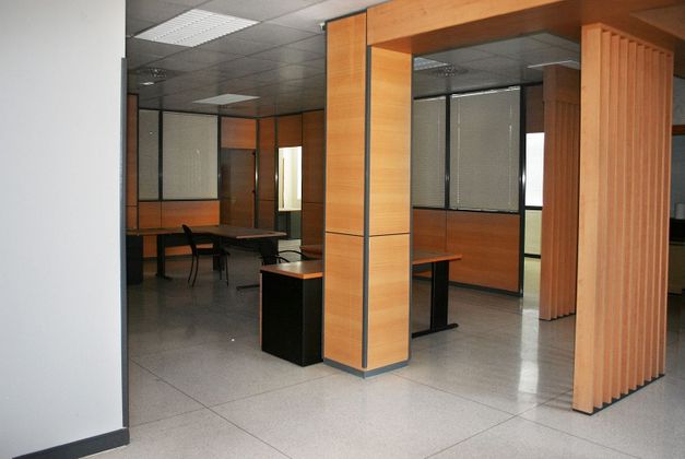 Foto 2 de Oficina en lloguer a Simancas amb aire acondicionat i ascensor
