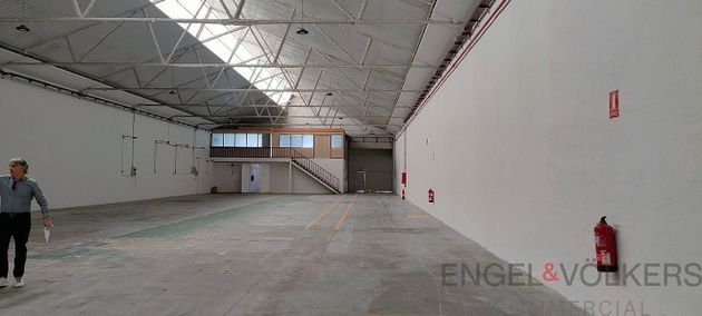 Foto 2 de Oficina en alquiler en Veredillas - Juncal - Zarzuela de 1205 m²