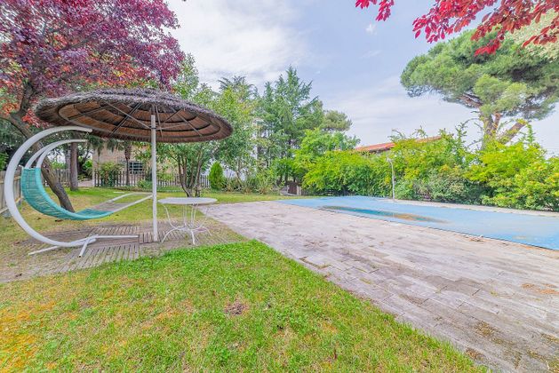 Foto 2 de Xalet en venda a Casa Amarilla de 5 habitacions amb terrassa i piscina