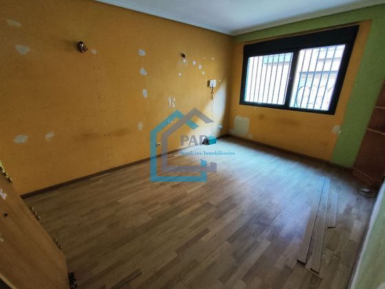 Foto 1 de Venta de piso en calle De Sierra Carbonera de 3 habitaciones con calefacción y ascensor