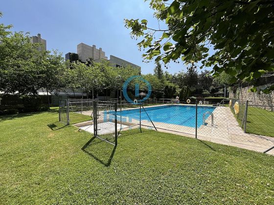 Foto 1 de Venta de piso en El Soto de la Moraleja de 2 habitaciones con terraza y piscina