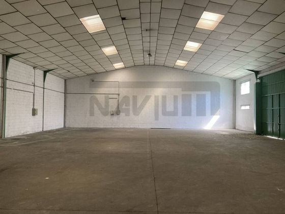 Foto 2 de Nau en venda a Ajalvir de 635 m²