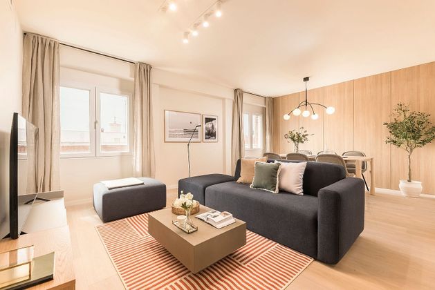 Foto 1 de Alquiler de piso en calle De Huesca de 4 habitaciones con muebles y aire acondicionado
