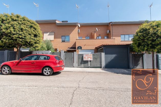Foto 1 de Casa en venda a Daganzo de Arriba de 3 habitacions amb terrassa i garatge