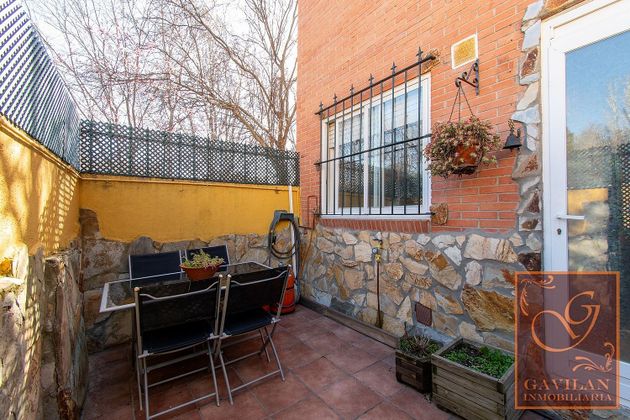 Foto 2 de Casa en venda a Daganzo de Arriba de 3 habitacions amb piscina i jardí