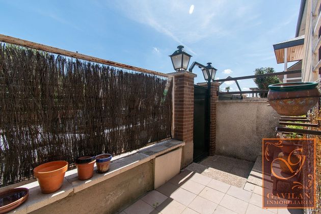 Foto 2 de Casa en venda a Daganzo de Arriba de 4 habitacions amb terrassa i piscina