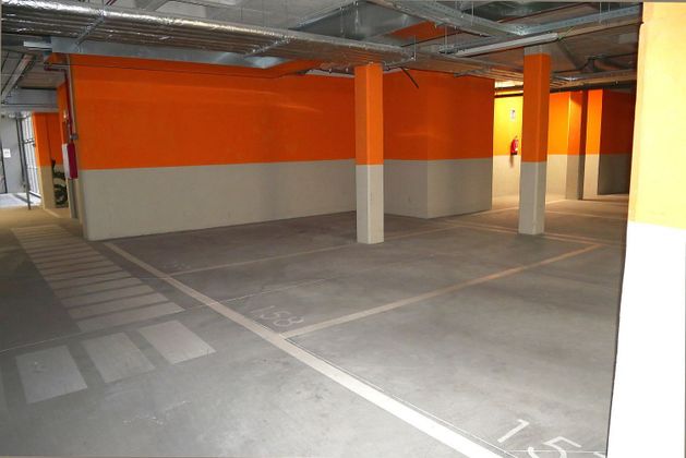 Foto 1 de Venta de garaje en calle Del Obenque de 12 m²
