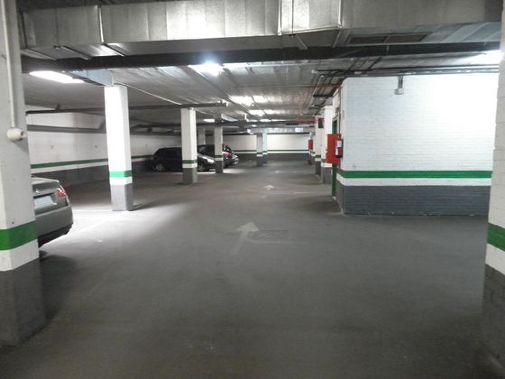 Foto 2 de Alquiler de garaje en calle Palazuelos de 12 m²