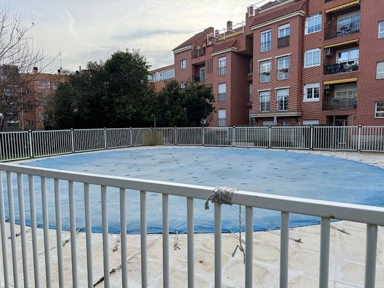 Foto 2 de Àtic en venda a Centro - Valdemoro de 4 habitacions amb terrassa i piscina